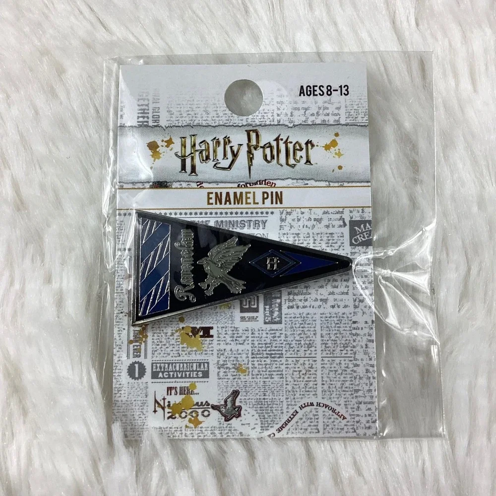 Loungefly Harry Potter Ravenclaw Enamel Pin Pennant Blue Silver LF-HPPN0003 NEW
